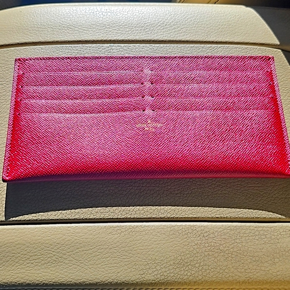 LOUIS VUITTONCalfskin Felicie Card Holder Insert Fuchsia